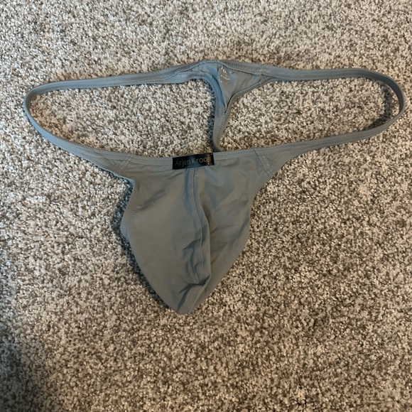 BRAND NEW Mens Grey T back (all sizes) - Picture 3 of 3